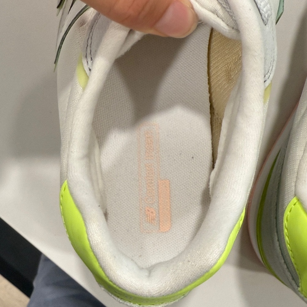 New Balance Women's Sneakers in Gray and Neon Yellow Size 10 - Picture 6 of 8